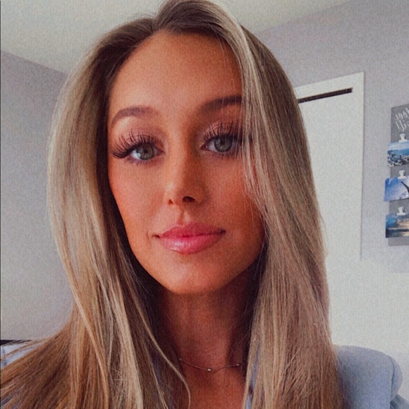 Meet your Posher, Alex - Picture 12 of 17